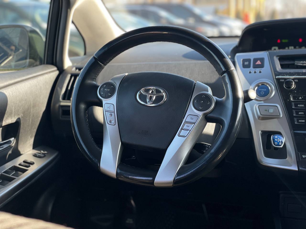 Toyota Prius V Hybrid