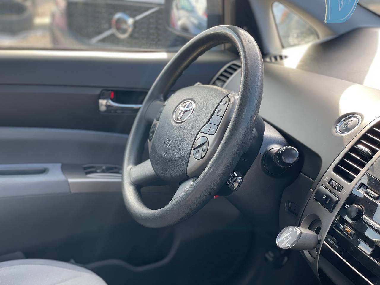 Toyota Prius 20 Hybrid