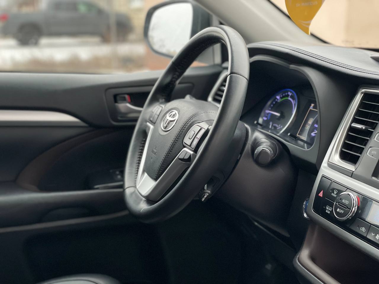 Toyota Highlander Hybrid