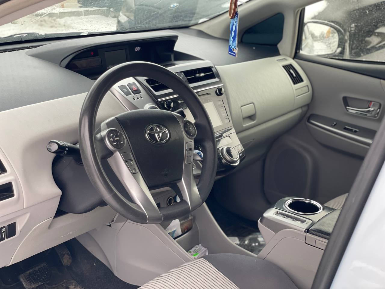 Toyota Prius V Hybrid