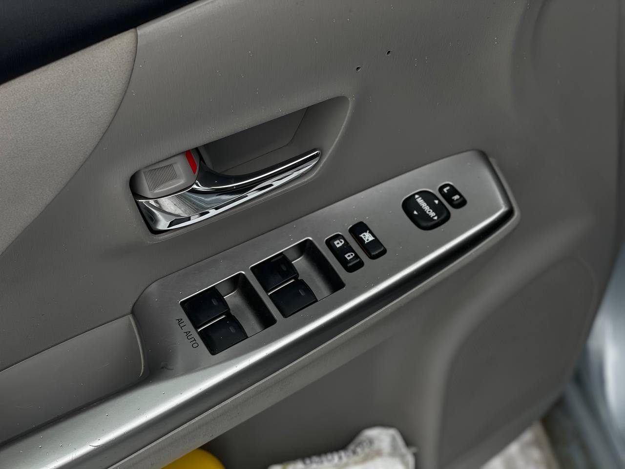 Toyota Prius V Hybrid