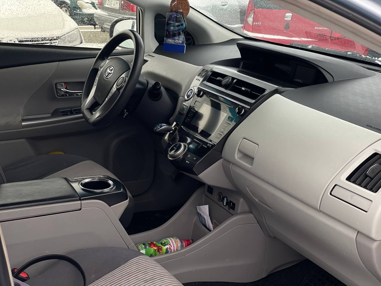 Toyota Prius V Hybrid