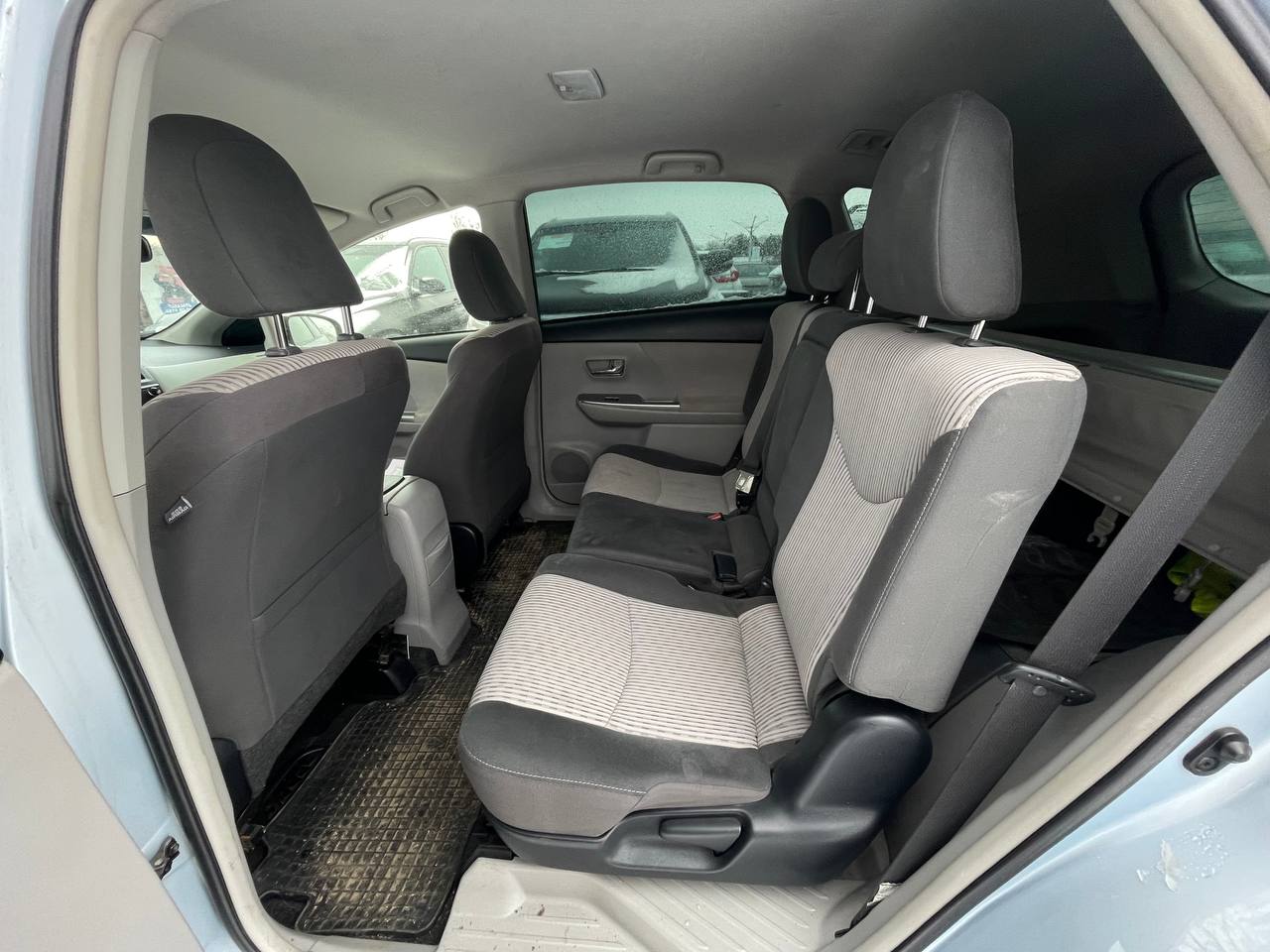 Toyota Prius V Hybrid