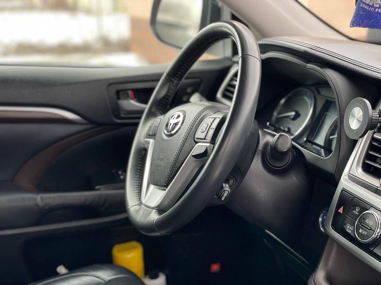 Toyota Highlander Hybrid