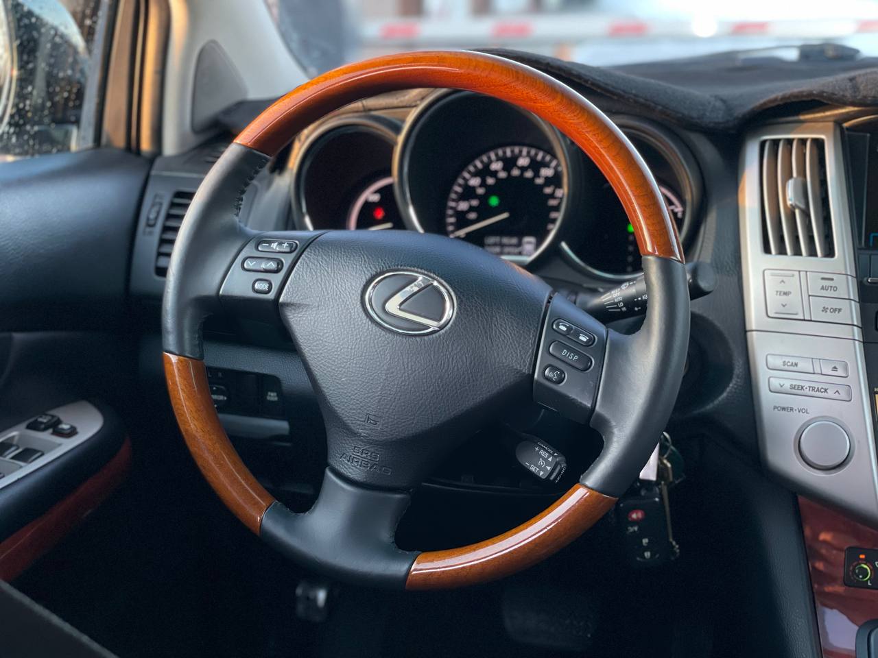 Lexus RX400h