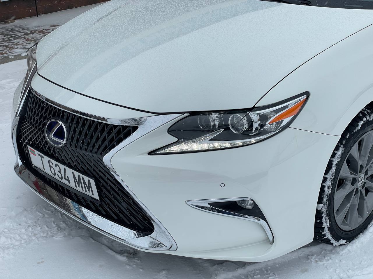 Lexus ES300h