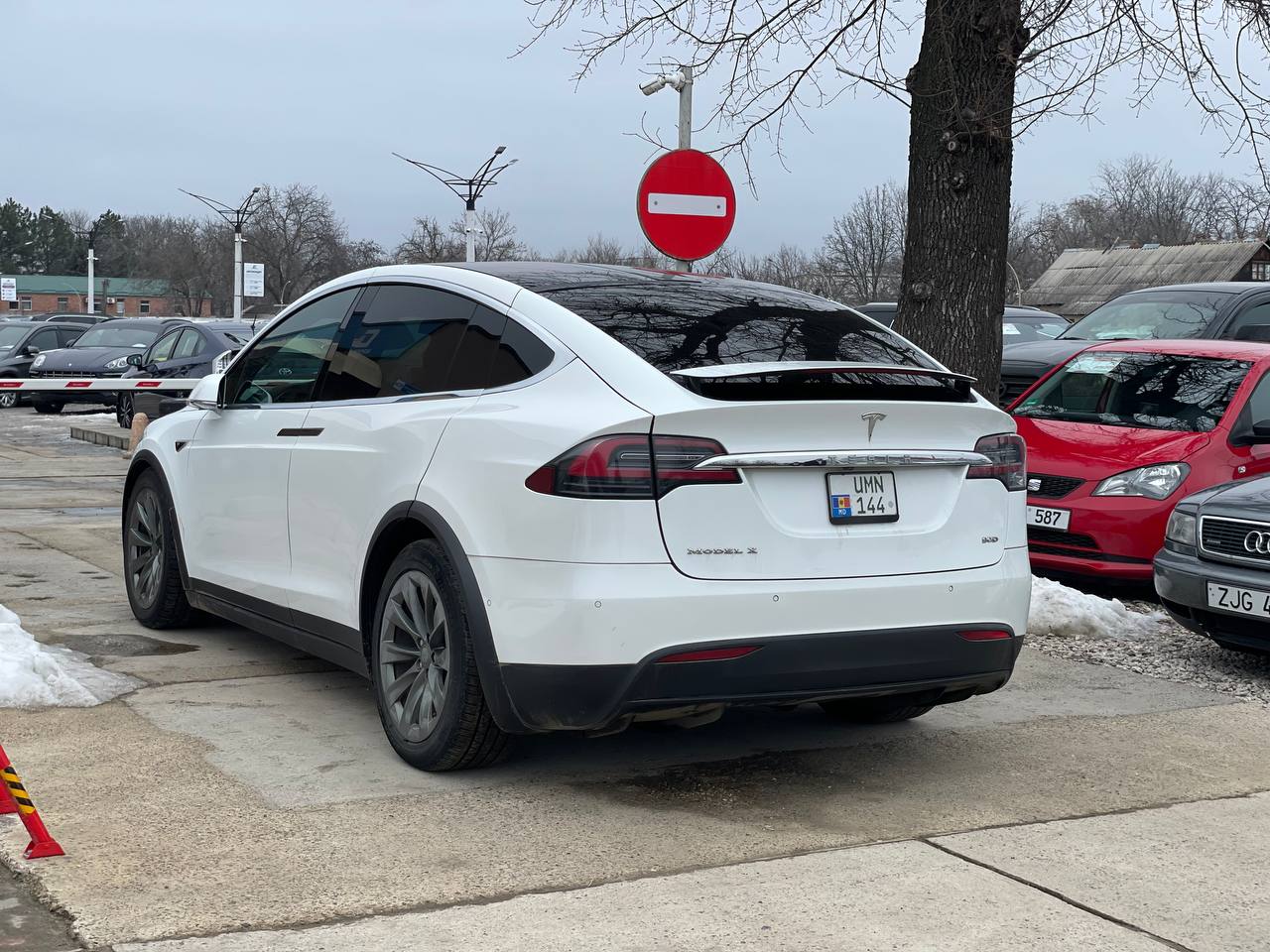 Tesla Model X P 90D