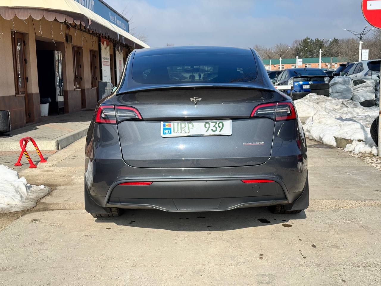 Tesla Model Y Dual Motor