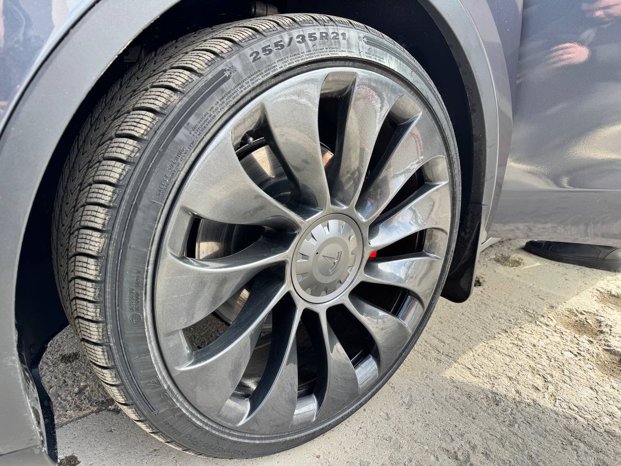 Tesla Model Y Dual Motor