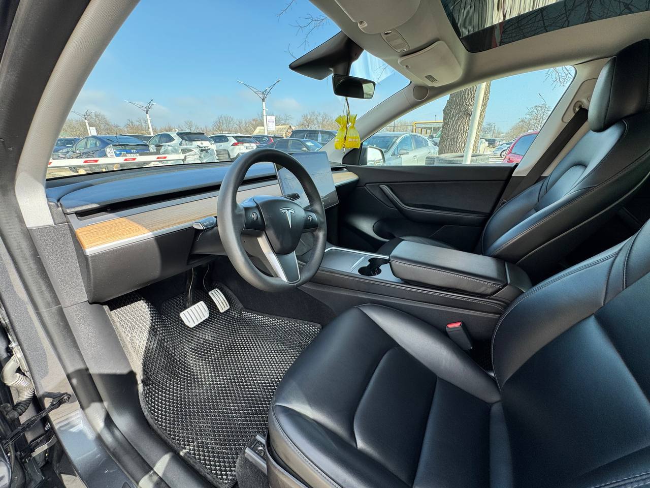 Tesla Model Y Dual Motor