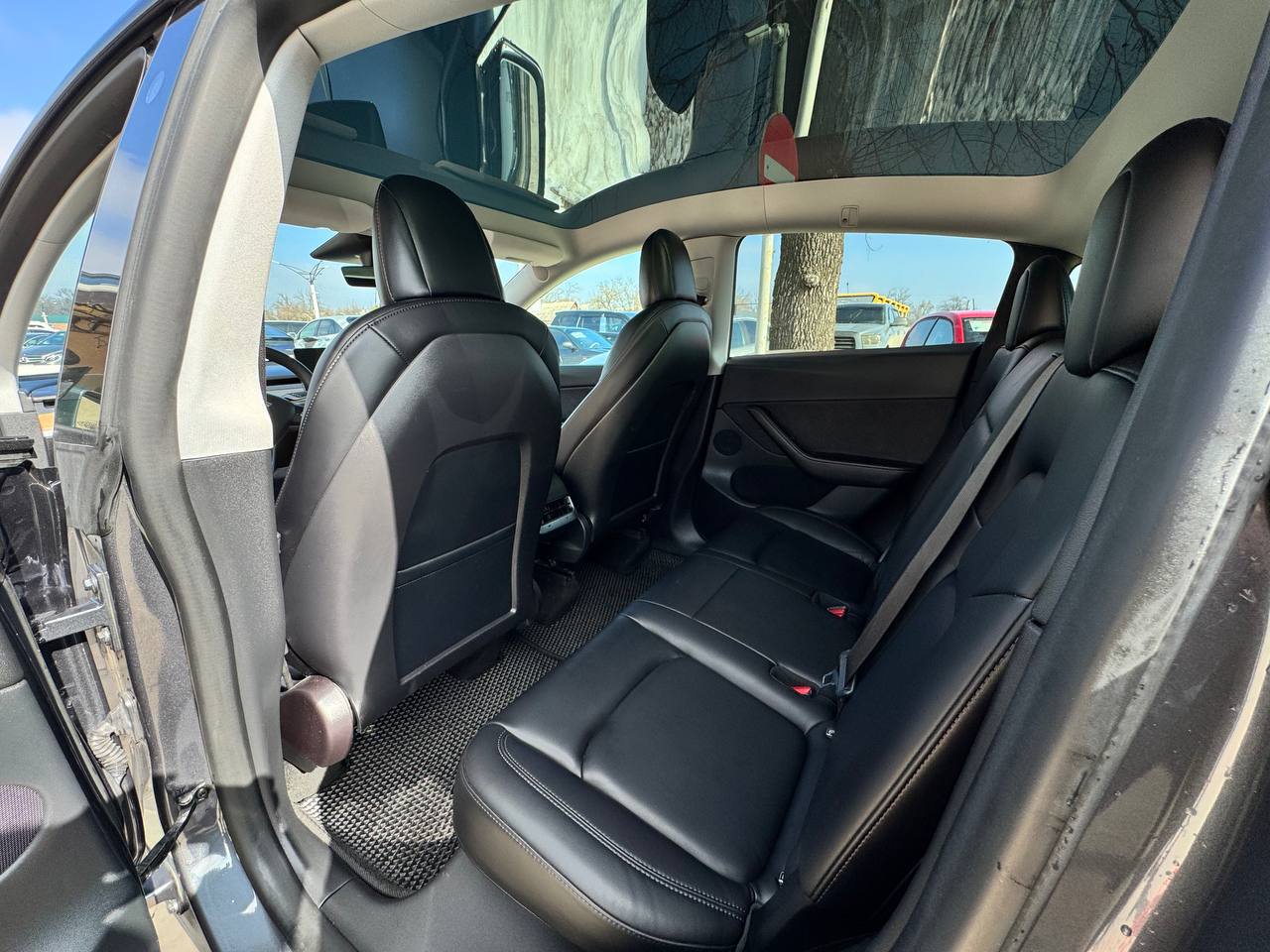 Tesla Model Y Dual Motor