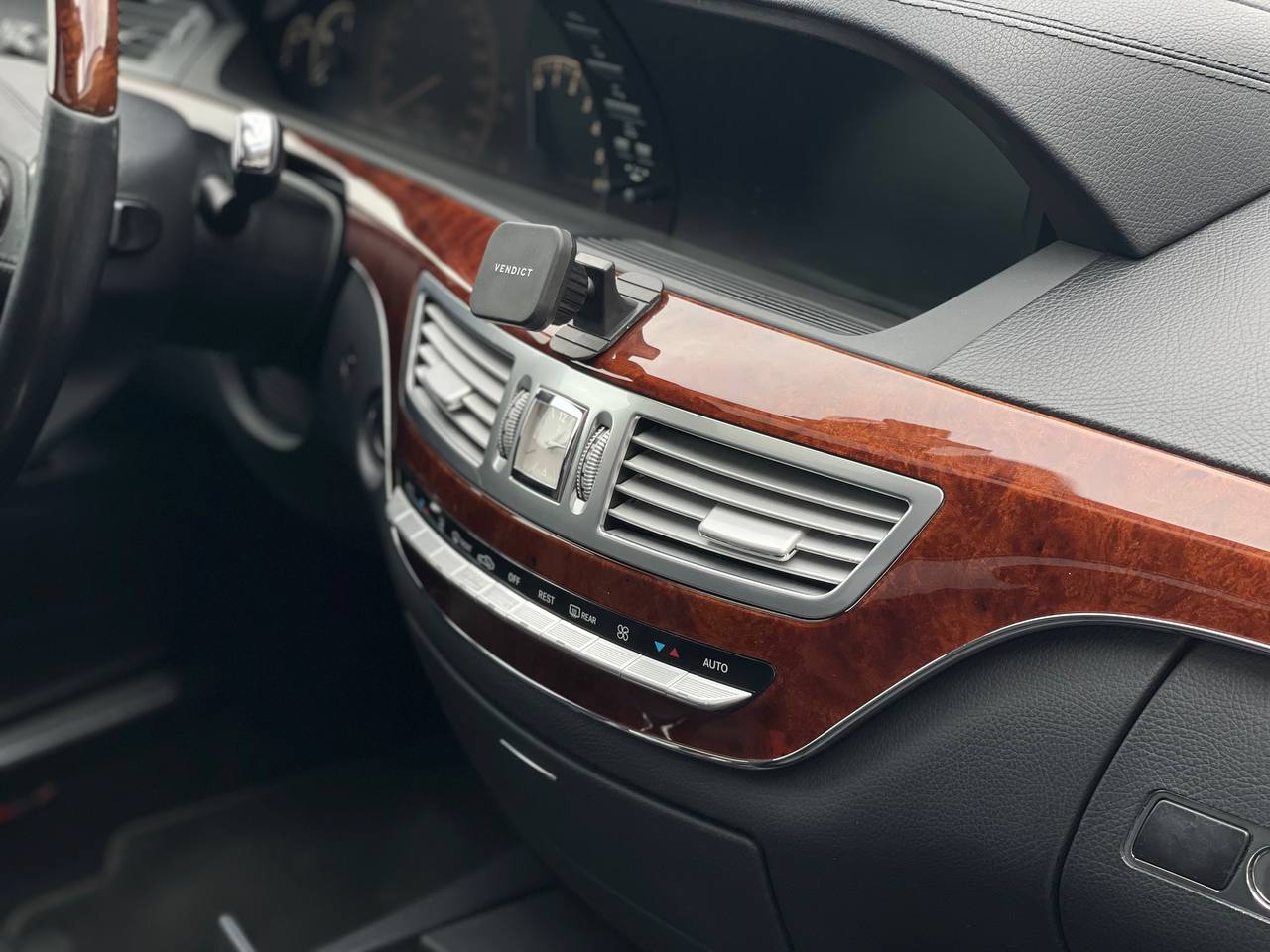 Mercedes Benz S320 W221