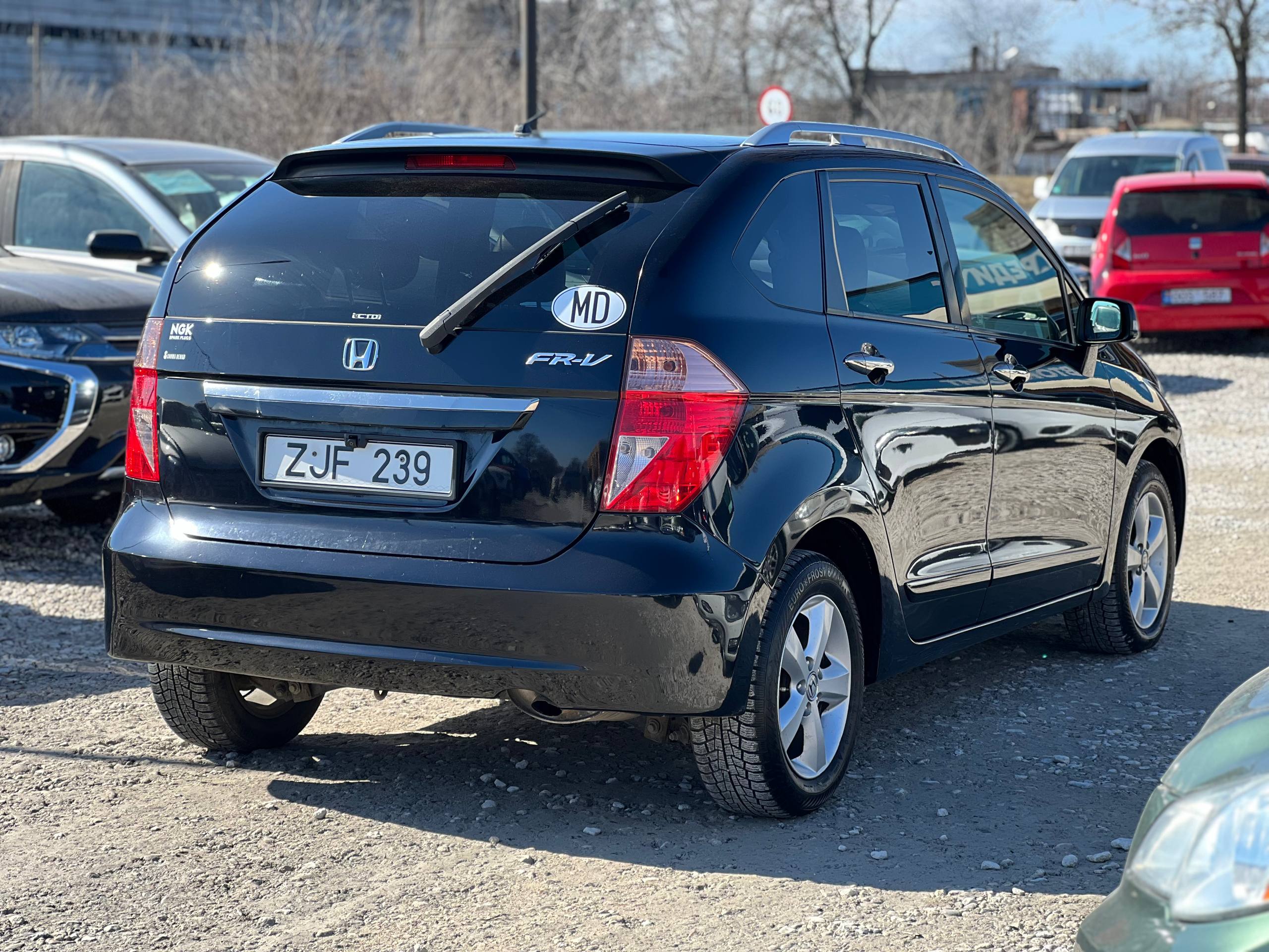 Honda FR-V