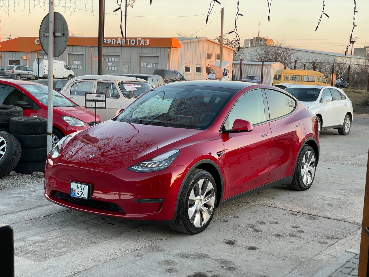 Tesla Model Y Long Range