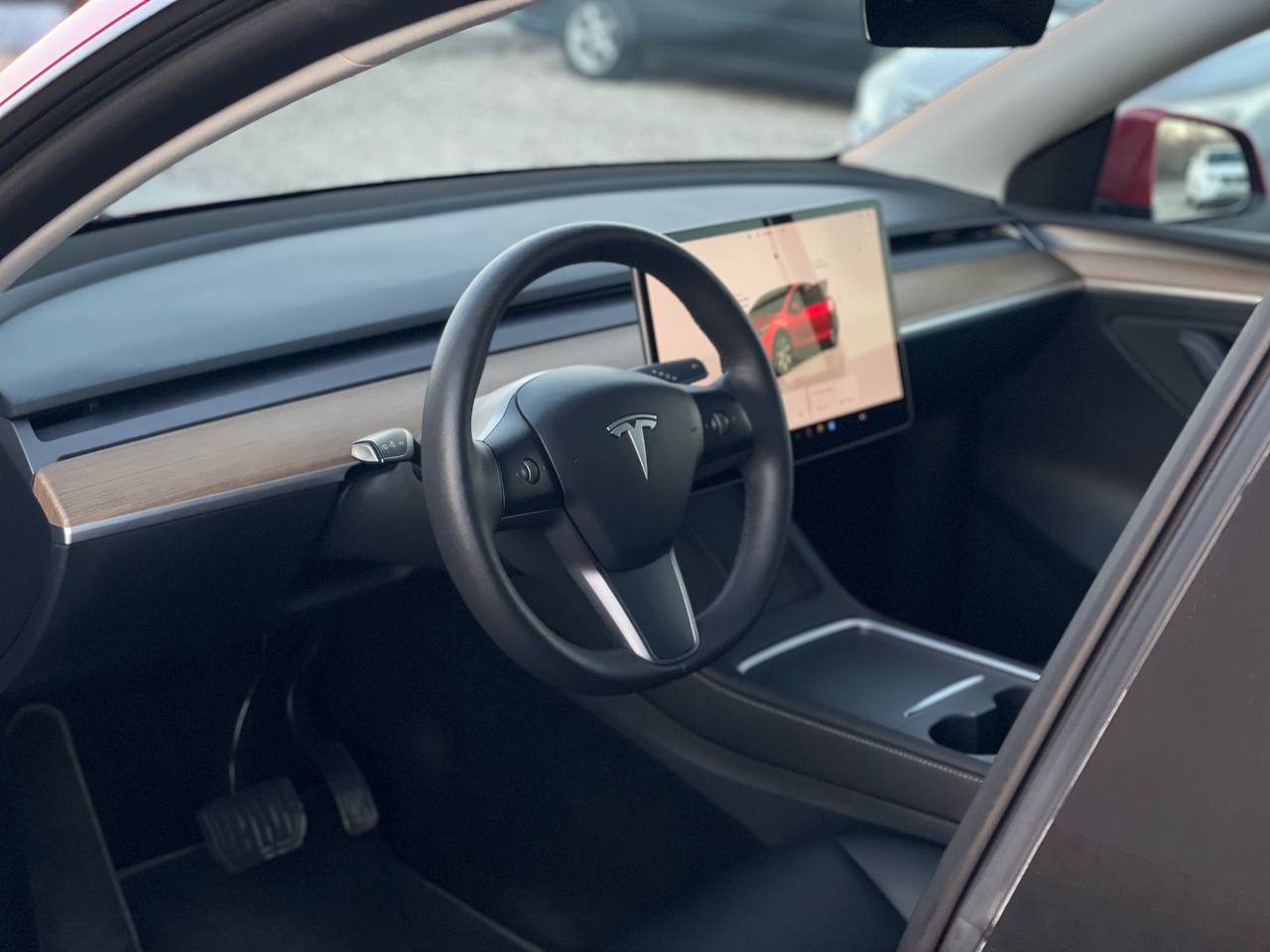 Tesla Model Y Long Range