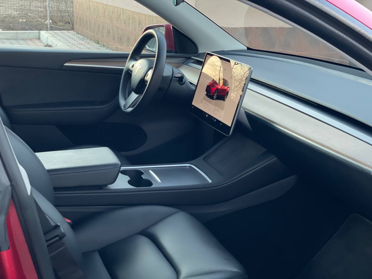 Tesla Model Y Long Range