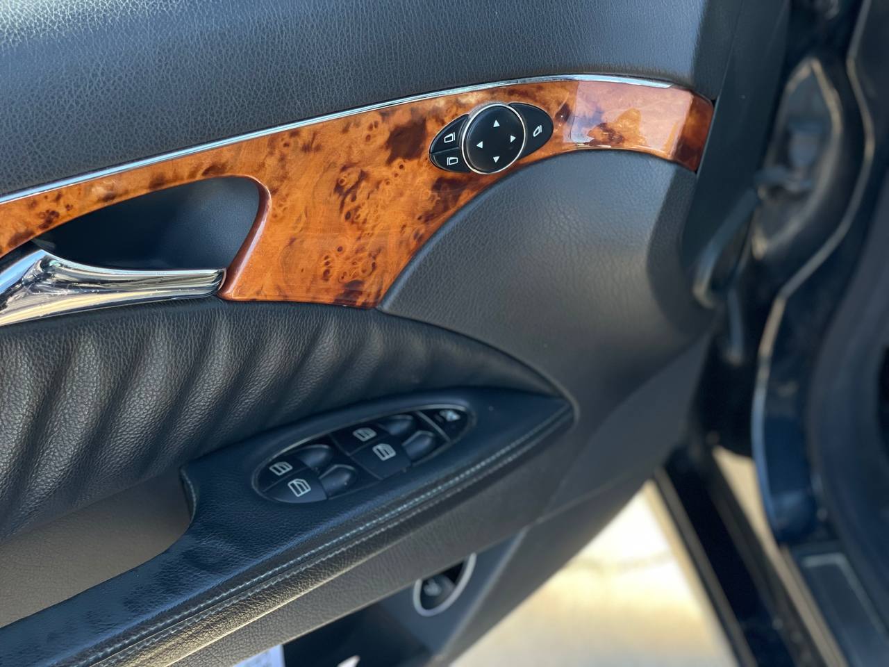 Mercedes Benz W211 E-class