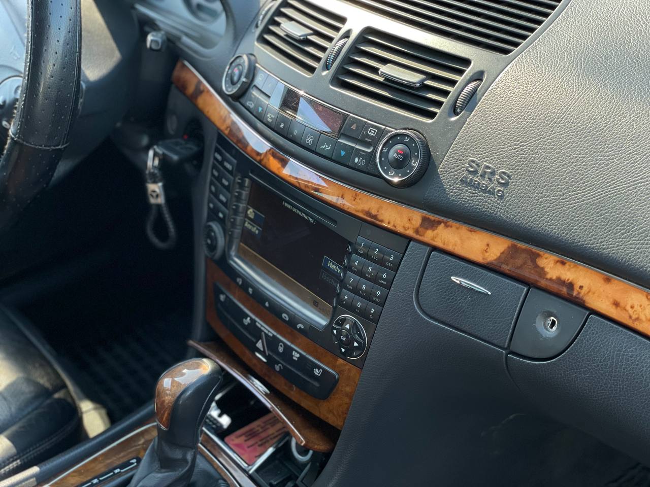 Mercedes Benz W211 E-class