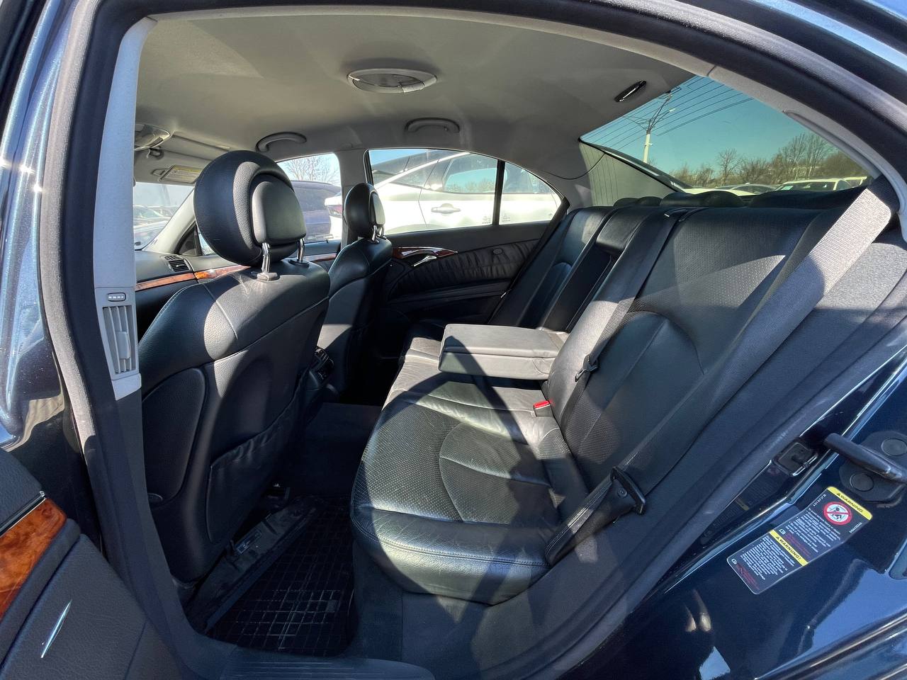 Mercedes Benz W211 E-class