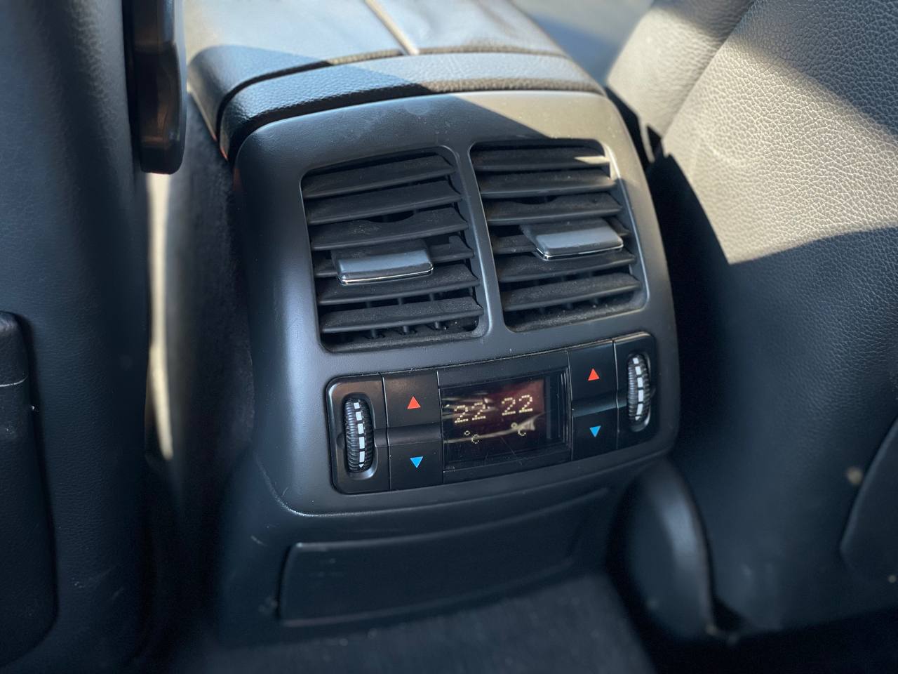 Mercedes Benz W211 E-class