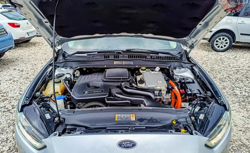 Ford Fusion Hybrid Titanium 2013