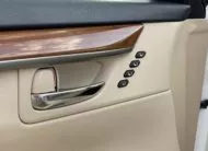 Lexus ES300h
