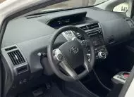 Toyota Prius V HYBRID